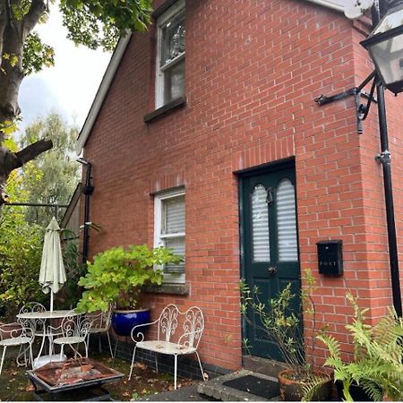 Self Contained Coach House In Leafy South Belfast The Location Is Not Accurate Apartment ภายนอก รูปภาพ
